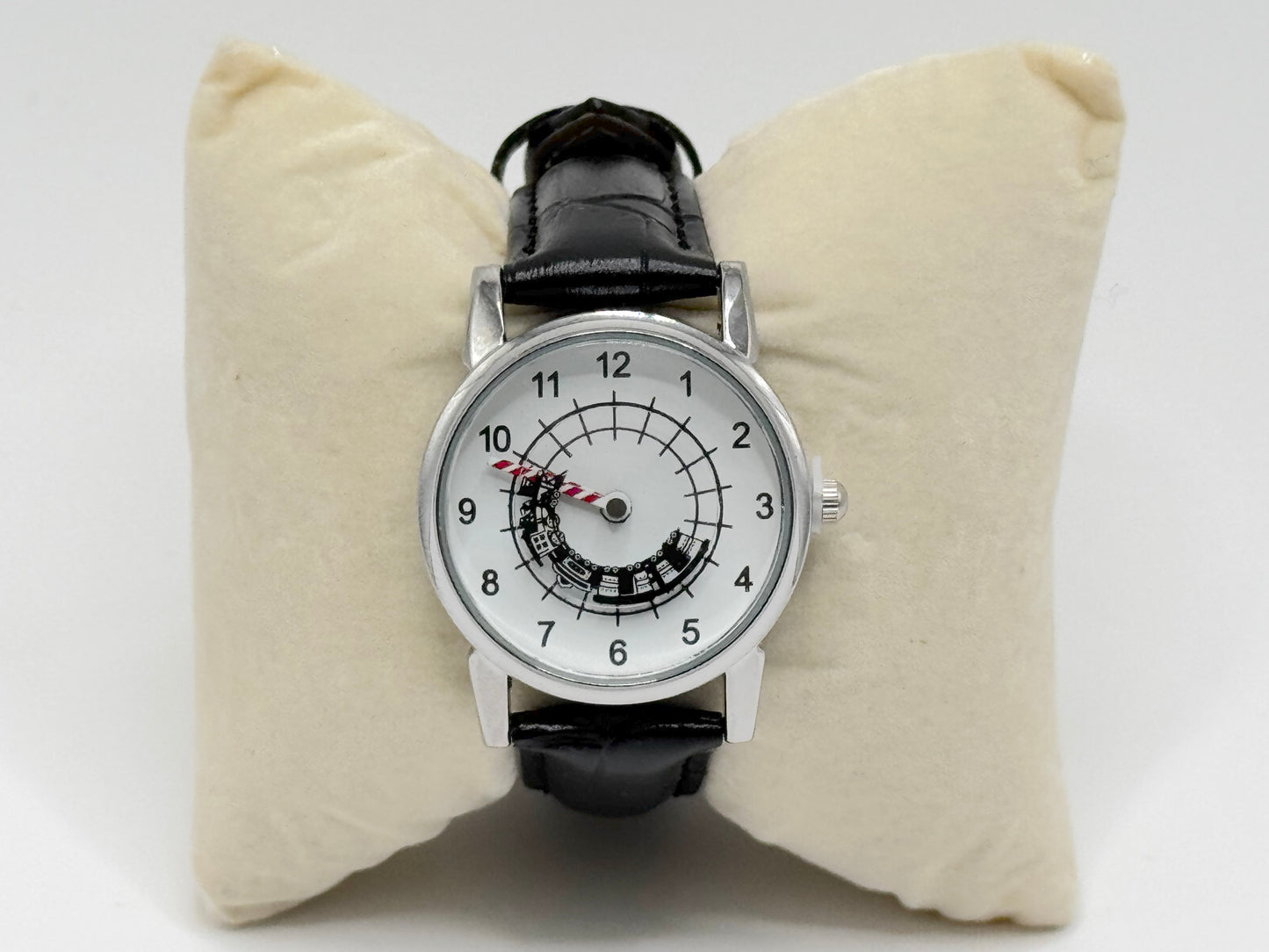 Train Around Watch – Women’s Black